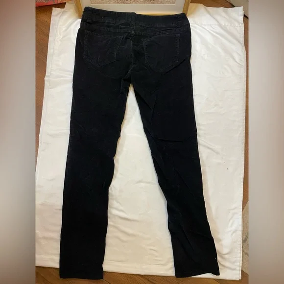 A.n.a size 28/6 black velvet corduroy skinny jeans - Picture 3 of 6